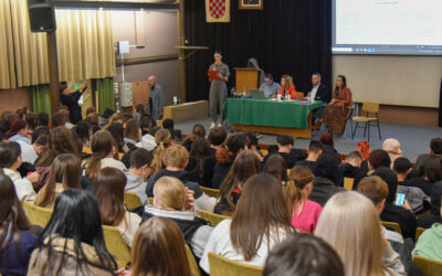 Održano predavanje vukovarskog branitelja gosp.  Davora Batraca – Keksa