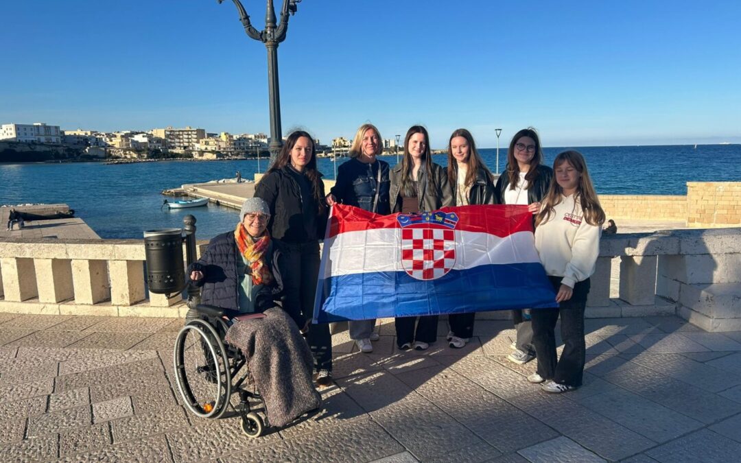 Učenice naše škole sudjelovale na Erasmus mobilnosti u Martanu, Italija