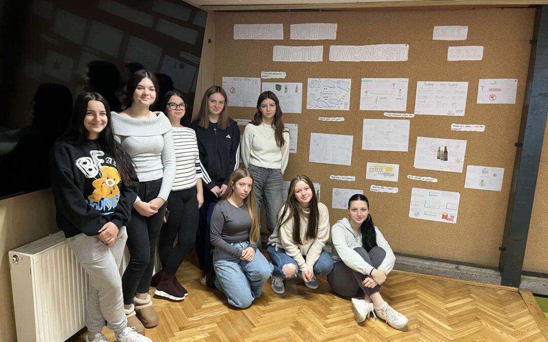 Izložba povodom Mjeseca borbe protiv ovisnosti