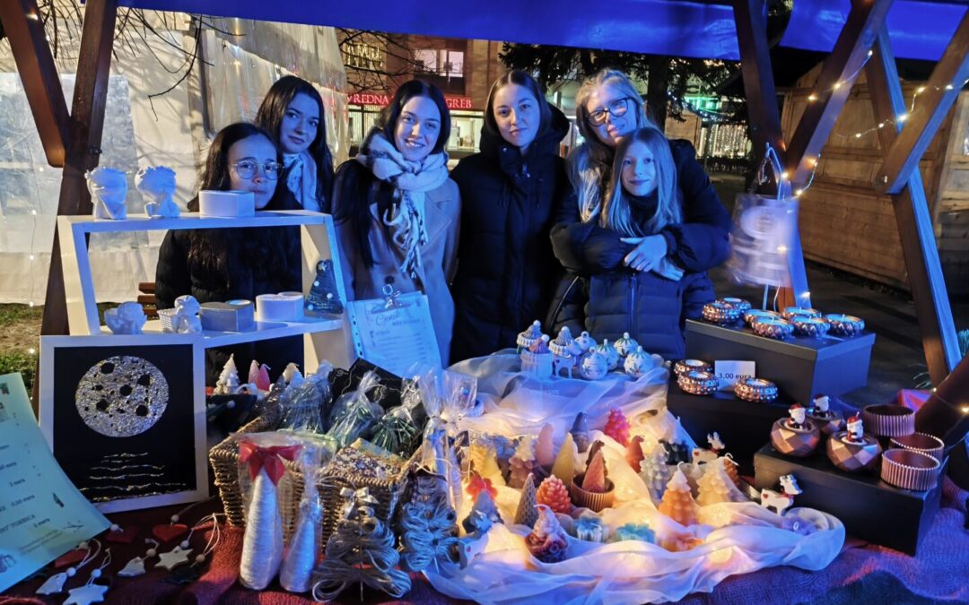 Učenička zadruga Isidora na Adventu u gradu